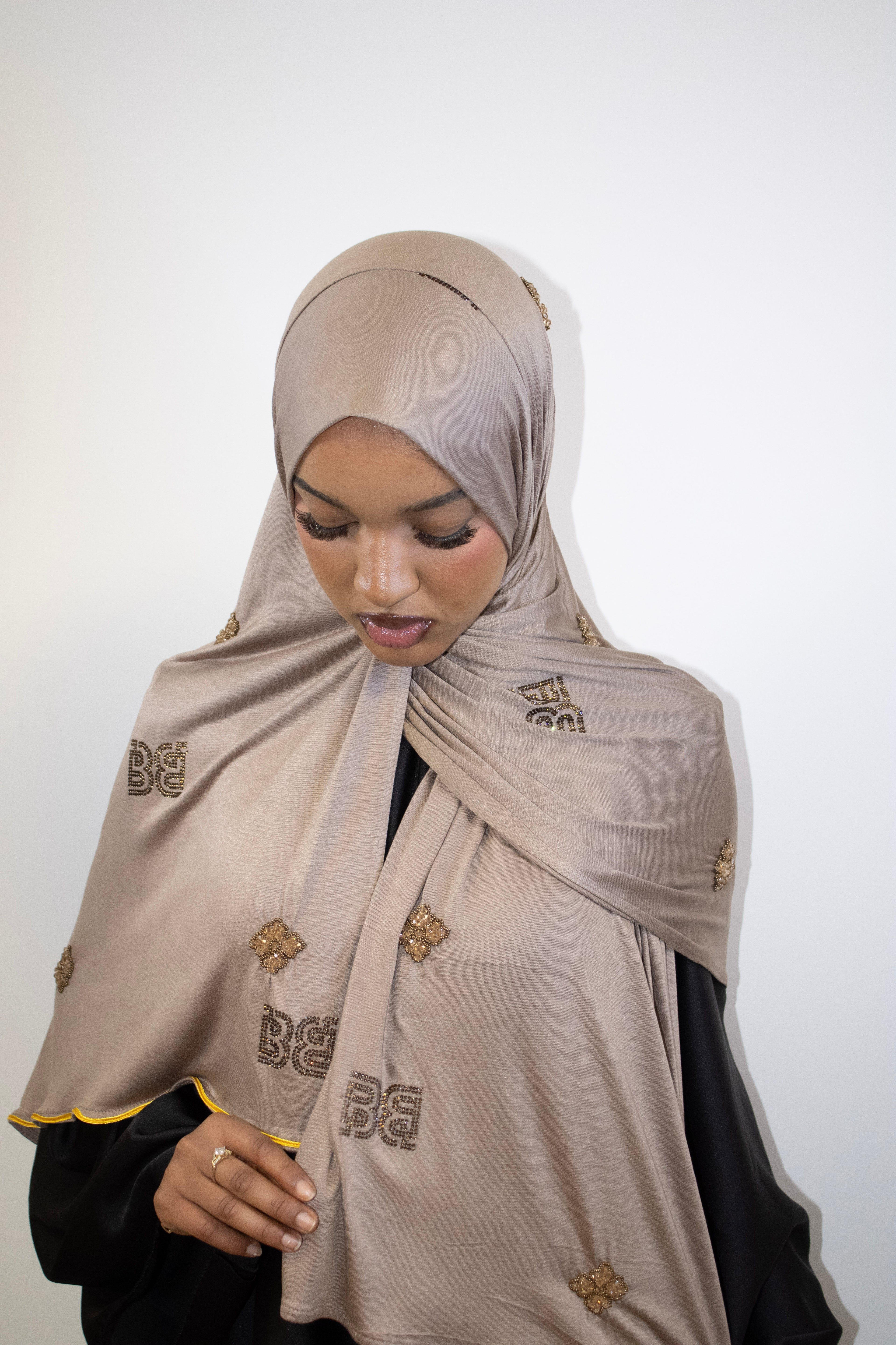 Barakka Diamond Dark Baige Scar