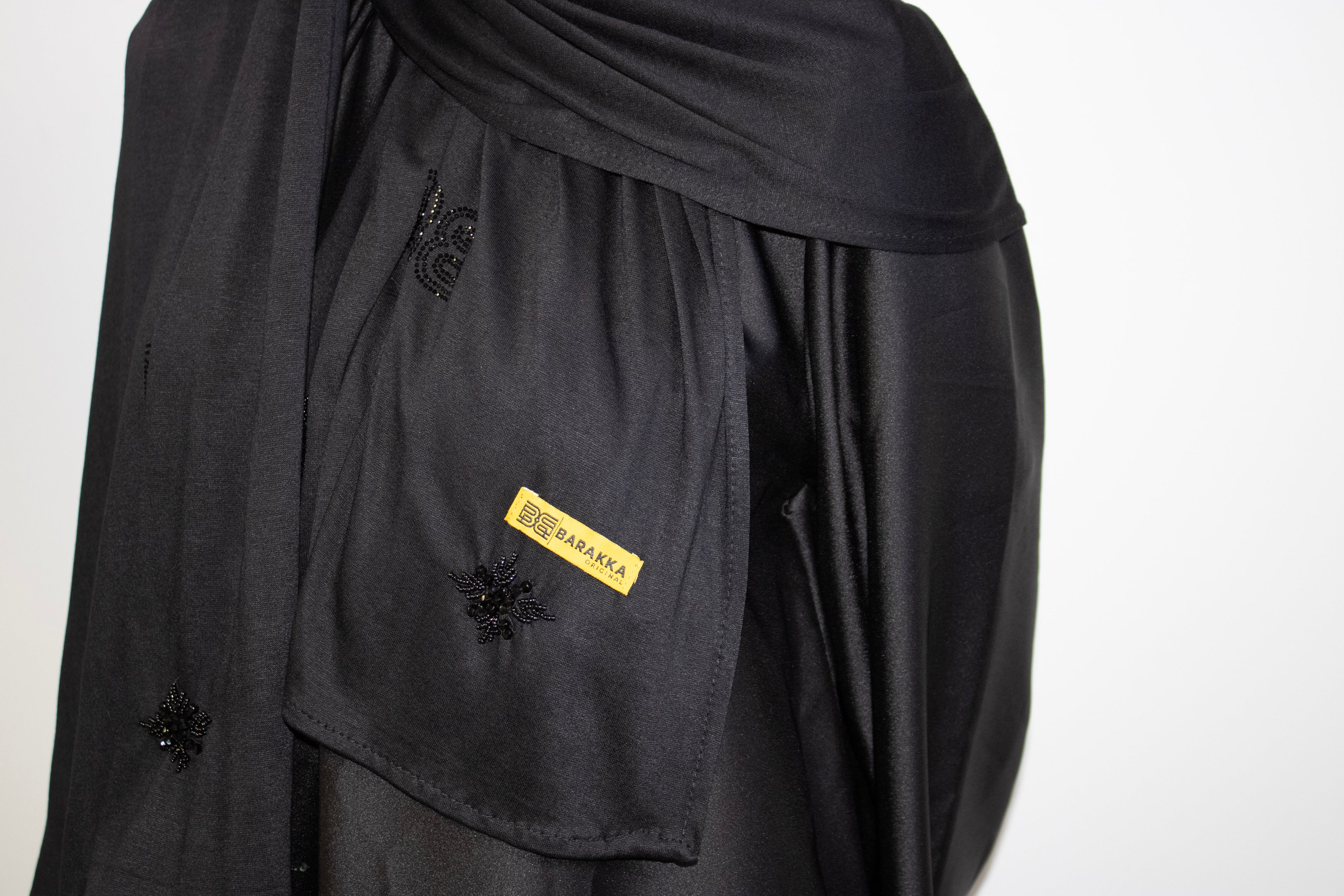 Barakka Diamond Black Scarf