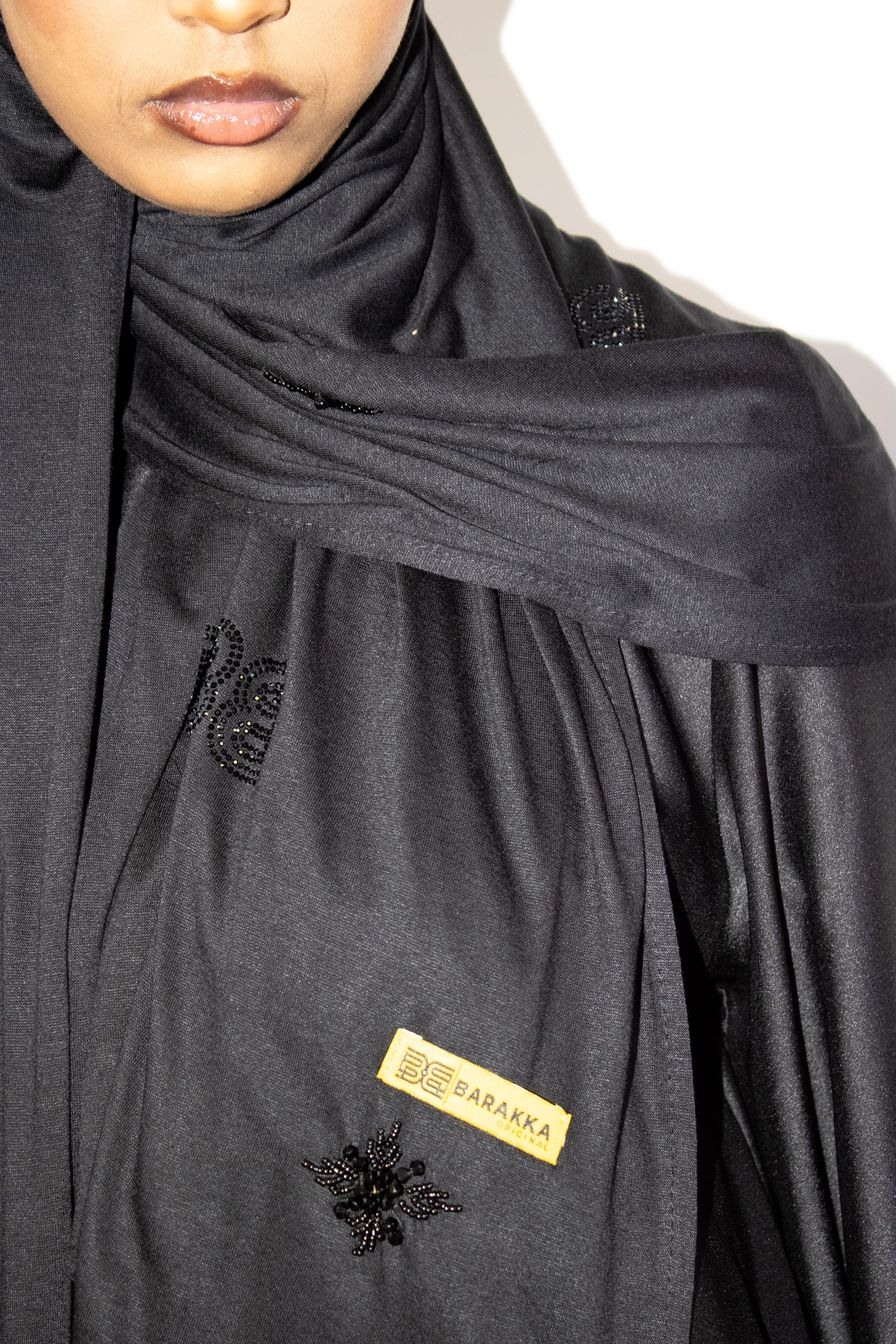 Barakka Diamond Black Scarf