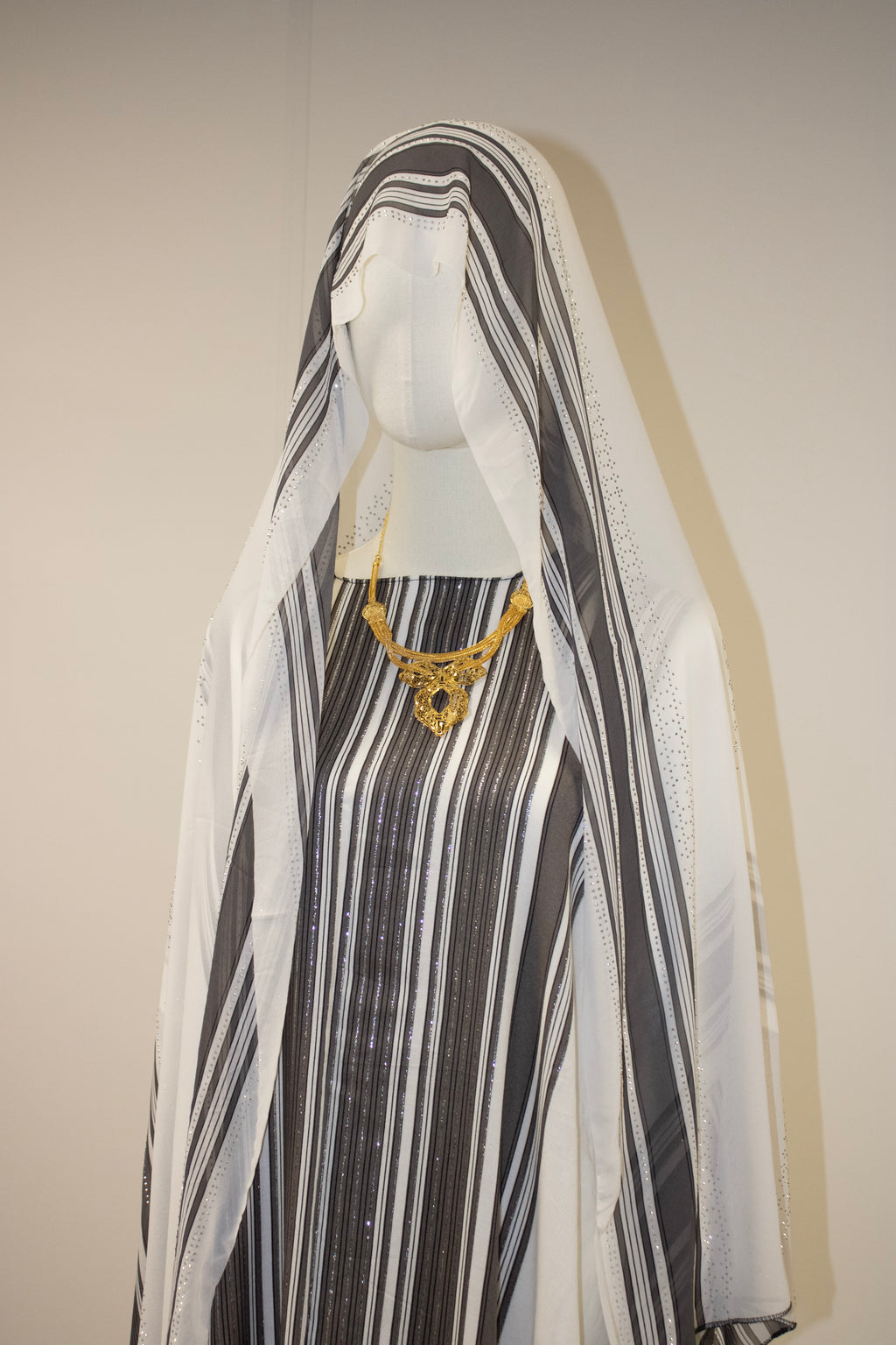 Dirac White Sett