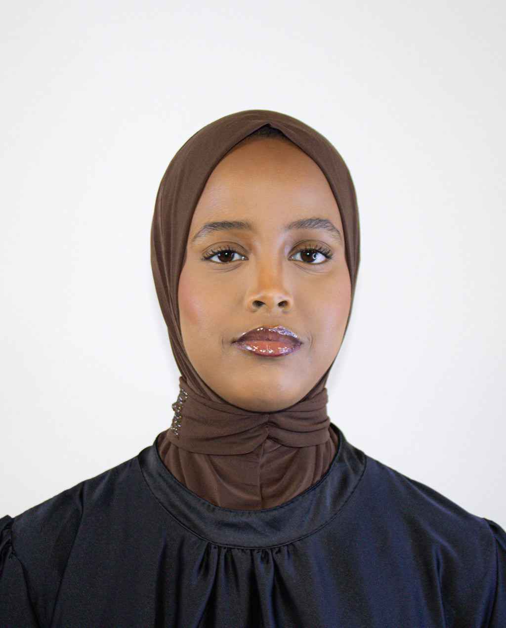 brown abaya